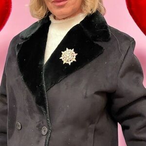 Vintage Weiss Aurora Borealis Rhinestone Brooch Pin